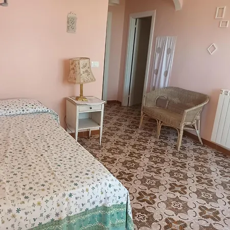 Apartment La Strelizia